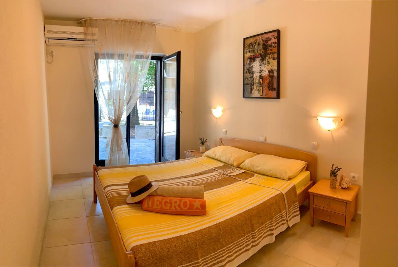 Villa Monte Boutique Apartments In Herceg Novi Ngoại thất bức ảnh